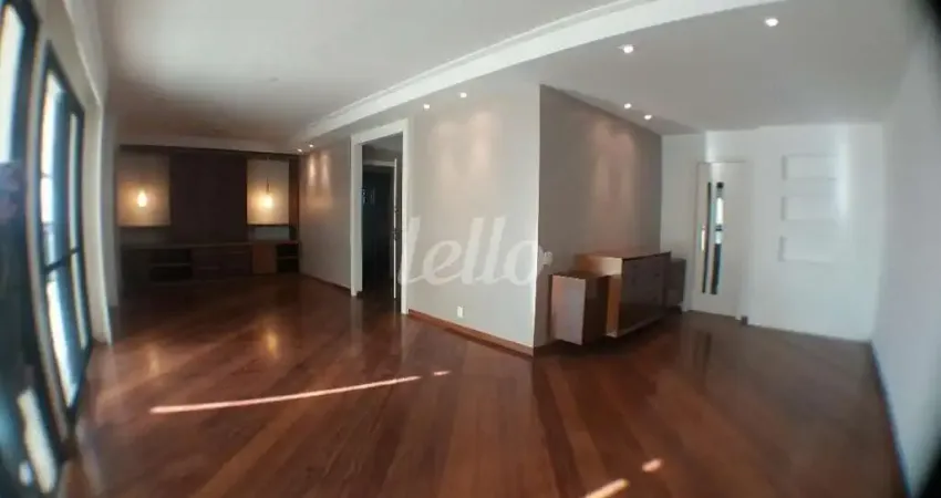 Apartamento com 3 quartos para alugar na Rua Jorge Americano, --, Alto da Lapa, São Paulo