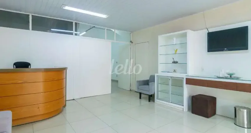 Ponto comercial com 4 salas para alugar na Rua Tabajaras, --, Mooca, São Paulo