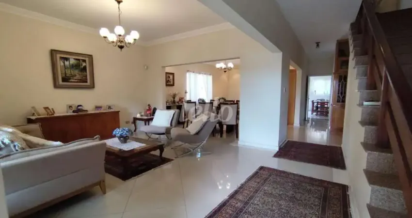 Casa comercial para alugar na Rua Guajurus, --, Jardim São Paulo (Zona Norte), São Paulo