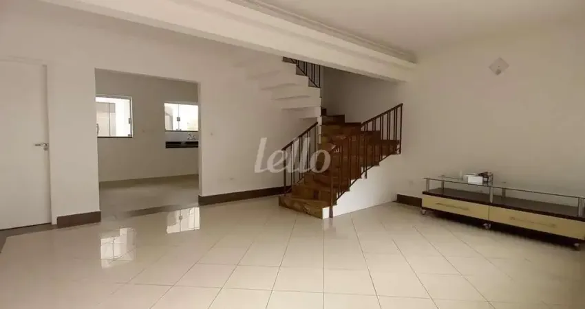 Casa com 3 quartos para alugar na Rua Chamantá, --, Vila Prudente, São Paulo