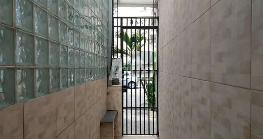 Casa com 3 quartos para alugar na Rua São Jorge, --, Parque São Jorge, São Paulo