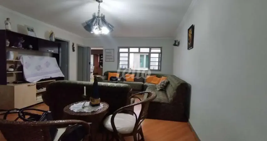 Casa comercial com 2 salas para alugar na Rua Major Ari Gomes, --, Vila Mazzei, São Paulo