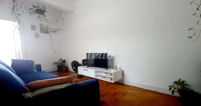 Apartamento com 2 quartos para alugar na Rua 21 de Abril, --, Brás, São Paulo