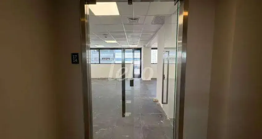 Sala comercial para alugar na Avenida Marquês de São Vicente, --, Água Branca, São Paulo