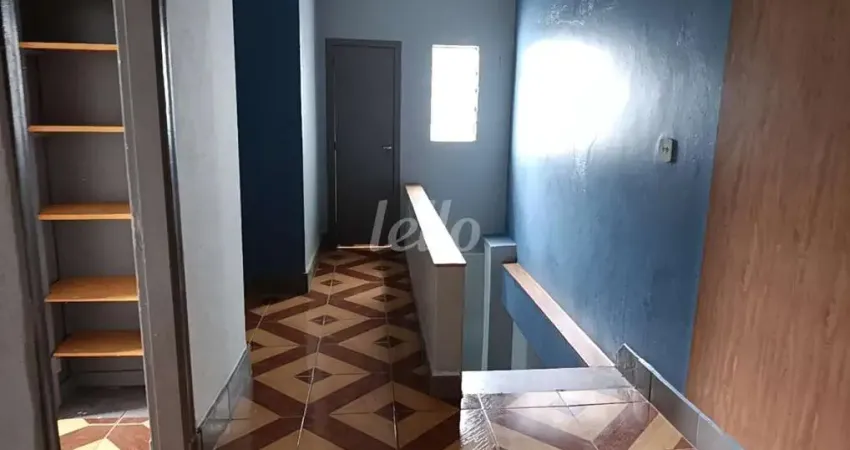 Casa comercial com 4 salas para alugar na Rua dos Capitães Mores, --, Mooca, São Paulo