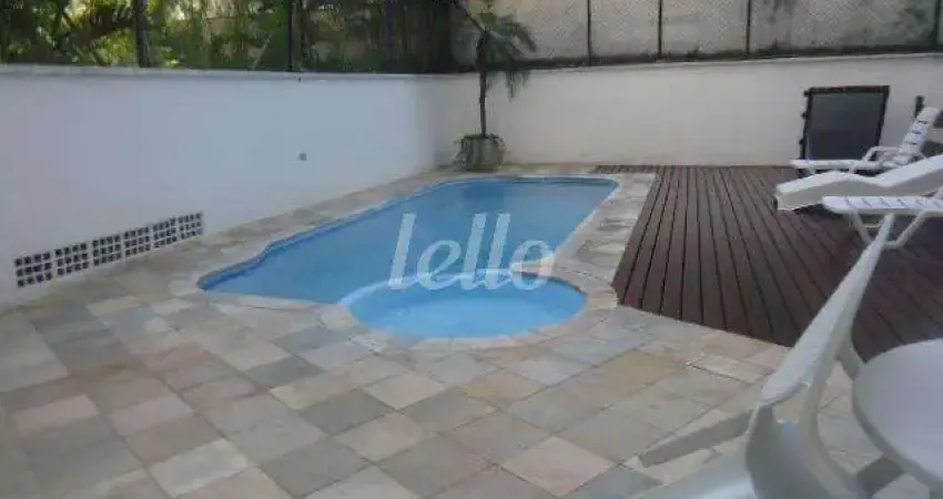 Apartamento com 3 quartos para alugar na Avenida Ibijaú, --, Moema, São Paulo