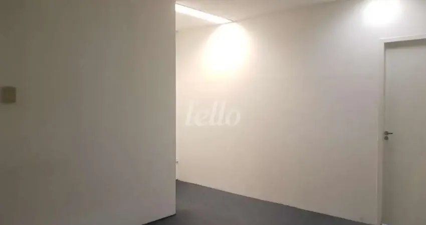 Sala comercial com 2 salas para alugar na Rua Alcides Ricardini Neves, --, Cidade Monções, São Paulo