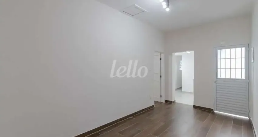 Casa com 1 quarto para alugar na Rua Dois Corregos, --, Vila Bertioga, São Paulo