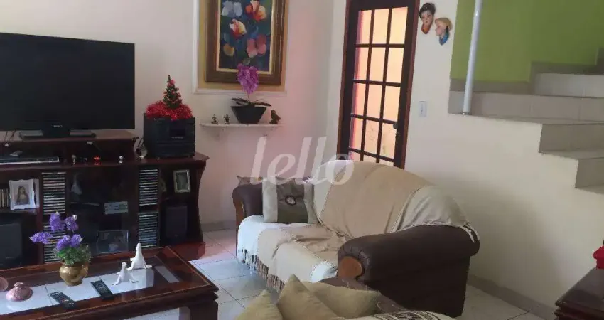 Casa com 3 quartos para alugar na Rua Lupércio de Miranda, --, Campestre, Santo André