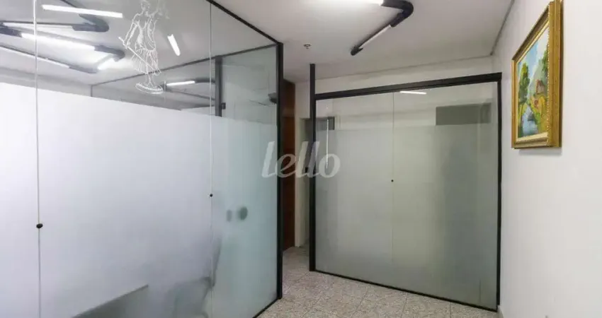 Sala comercial com 2 salas para alugar na Rua Doutor César, --, Santana, São Paulo