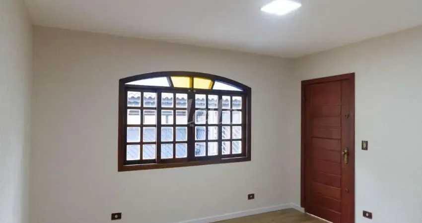 Casa com 2 quartos para alugar na Rua Luís Carlos Gentile de Laet, --, Horto Florestal, São Paulo