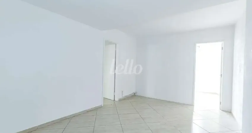 Apartamento com 3 quartos para alugar na Rua Frei Caneca, --, Consolação, São Paulo