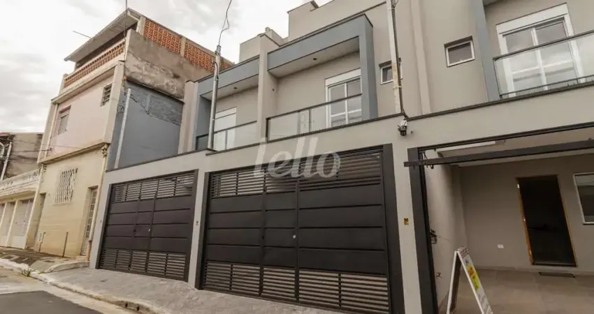 Casa com 3 quartos para alugar na Rua Antônio Gonzales Munhoz, --, Vila Ivone, São Paulo