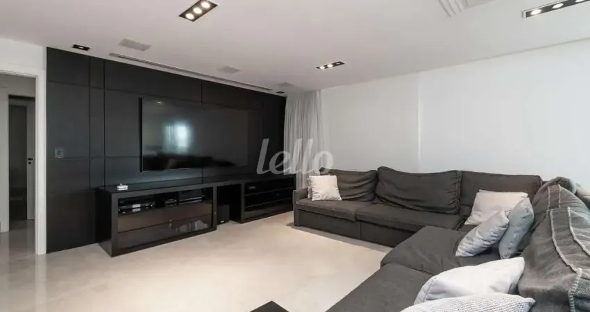 Apartamento com 3 quartos para alugar na Avenida Hélio Pellegrino, --, Vila Nova Conceição, São Paulo