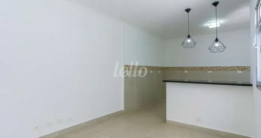 Casa em condomínio fechado com 1 quarto para alugar na Rua Tangará, --, Vila Mariana, São Paulo