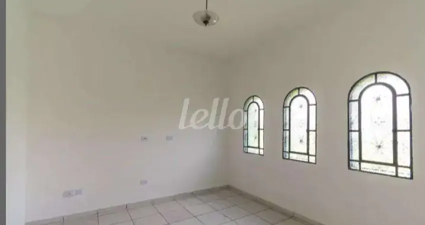Casa com 3 quartos para alugar na Rua Marari, --, Vila Alpina, São Paulo