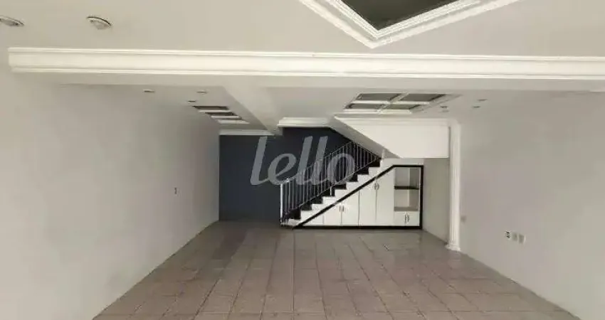 Casa comercial com 5 salas para alugar na Rua Laura, --, Vila Bastos, Santo André