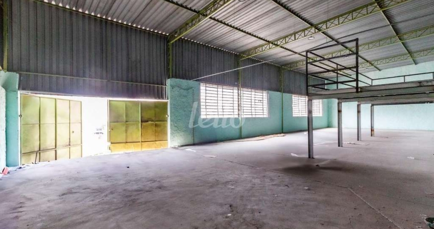 Barracão / Galpão / Depósito para alugar na Rua Ourinhos, --, Vila Bertioga, São Paulo