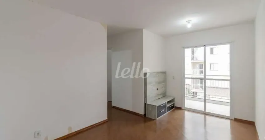 Apartamento com 3 quartos para alugar na Rua Taquari, --, Mooca, São Paulo