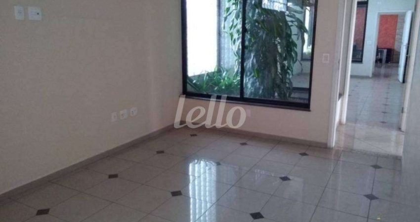 Prédio com 3 salas à venda na Rua Engenheiro Pegado, 1269, Vila Carrão, São Paulo