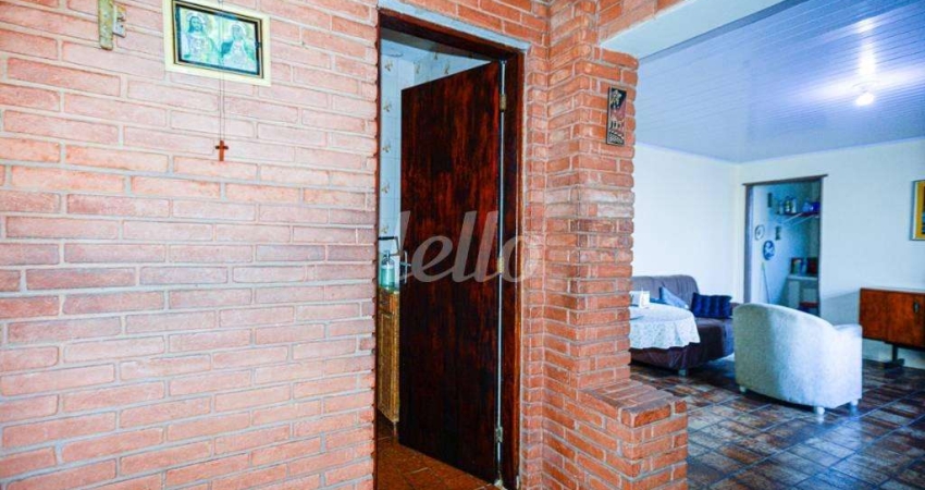 Casa com 2 quartos à venda na Rua Diogo da Costa, 127, Vila Mazzei, São Paulo