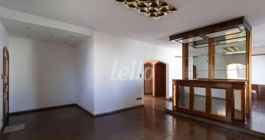 Casa comercial à venda na Rua José Lógulo, 115, Mooca, São Paulo