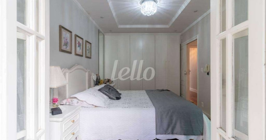 Casa com 3 quartos à venda na Rua Giovani Pattoli, 364, Jardim Avelino, São Paulo