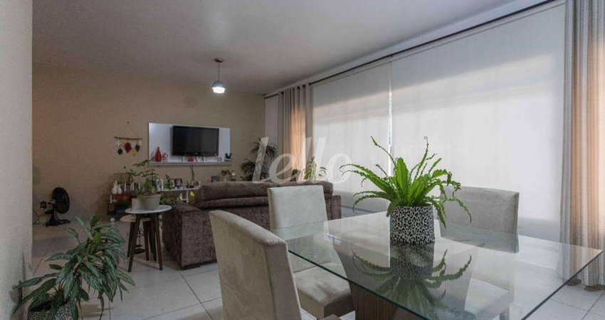 Casa com 5 quartos à venda na Rua Curuaés, 121/127, Vila Ema, São Paulo