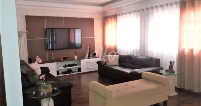 Casa com 4 quartos à venda na Rua Vinte e Quatro de Outubro, 42, Vila Dom Pedro I, São Paulo