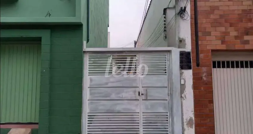 Casa com 2 quartos à venda na Rua Gaspar Fernandes, 330, Vila Monumento, São Paulo