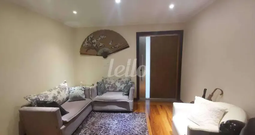 Casa com 3 quartos à venda na Rua Carneiro Leão, 293, Vila Scarpelli, Santo André