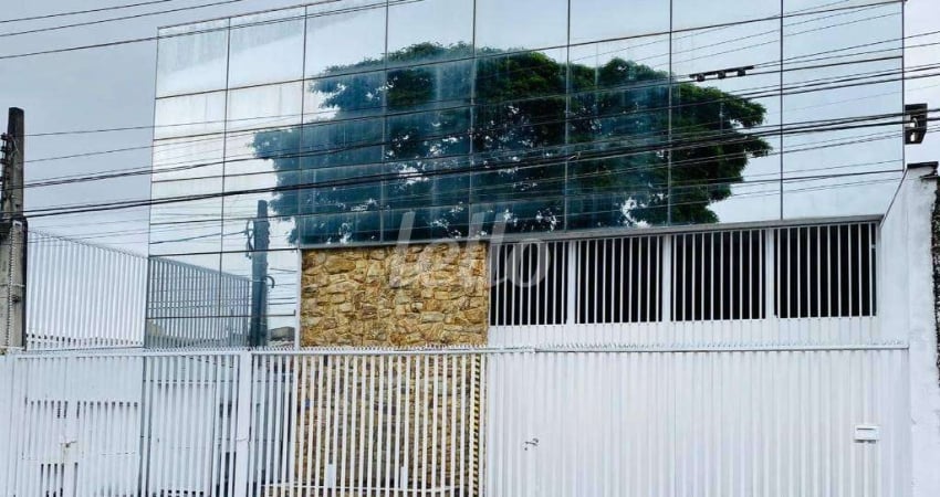 Barracão / Galpão / Depósito à venda na Rua Lauro Muller, 116, Vila Sacadura Cabral, Santo André