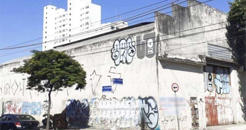 Barracão / Galpão / Depósito à venda na Rua Doutor Freire, 193, Brás, São Paulo
