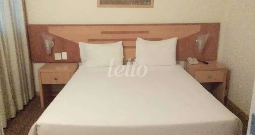 Flat com 1 quarto à venda na Avenida Portugal, 1464, Centro, Santo André