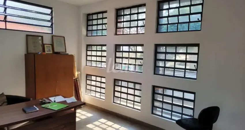 Prédio com 5 salas à venda na Rua Darnilo Martins Pereira, 48, Vila Oratório, São Paulo