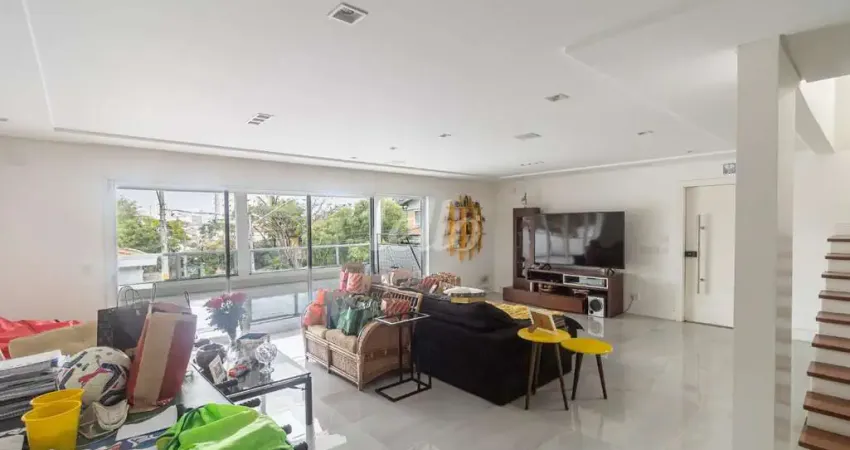 Casa com 4 quartos à venda na Rua Ibérico, 97, Água Fria, São Paulo