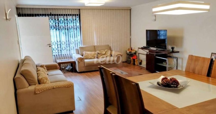 Casa com 4 quartos à venda na Rua do Imperador, 150, Vila Paiva, São Paulo