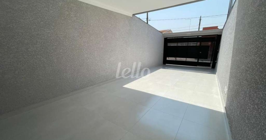 Casa com 3 quartos à venda na Rua Vitório Rochi, 38, Vila Carrão, São Paulo