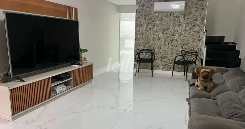 Casa com 3 quartos à venda na Rua Virgínia, 3, Vila Carrão, São Paulo