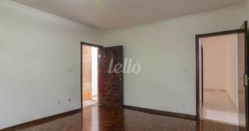 Casa com 3 quartos à venda na Rua Antônio Guganis, 138, Jardim São Paulo (Zona Norte), São Paulo