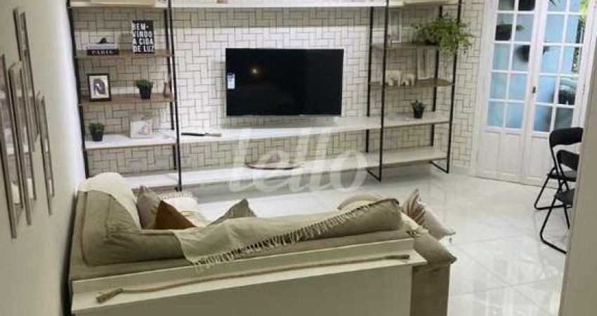 Casa em condomínio fechado com 2 quartos à venda na Avenida Dom Pedro I, 412, Vila Pires, Santo André