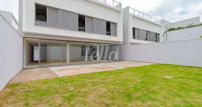 Casa com 4 quartos à venda na Rua Campo Verde, 660, Jardim Europa, São Paulo