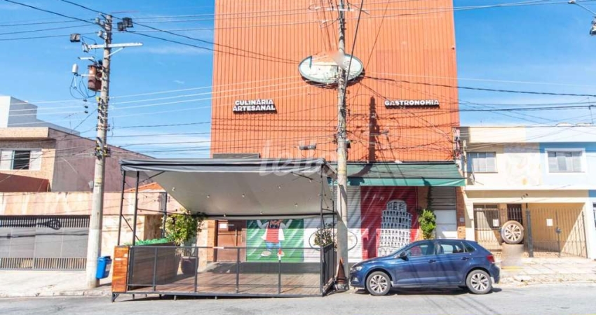 Prédio à venda na Avenida Lemos Monteiro, 480, Olímpico, São Caetano do Sul