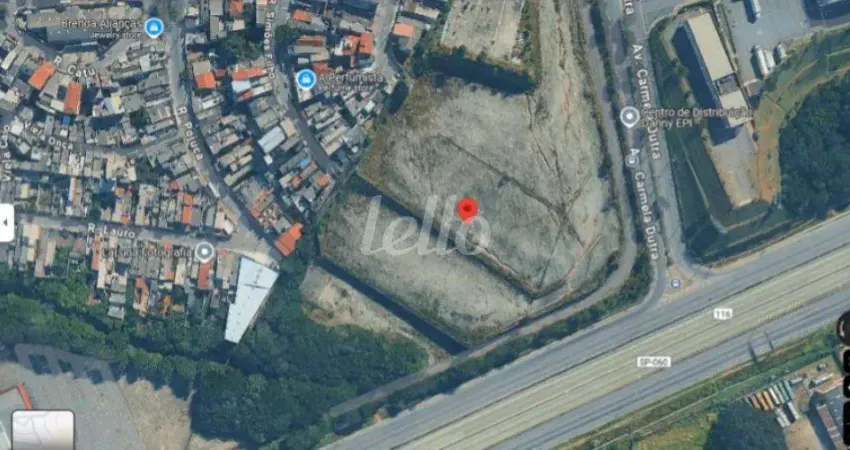Terreno à venda na Avenida Carmela Dutra, 779, Jardim Presidente Dutra, Guarulhos