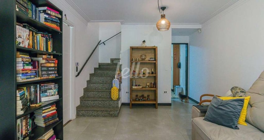 Casa com 3 quartos à venda na Rua Caracaxá, 924, Vila Nivi, São Paulo