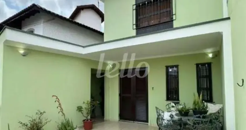 Casa com 3 quartos à venda na Rua Florentino Rodrigues, 42, Sítio da Figueira, São Paulo