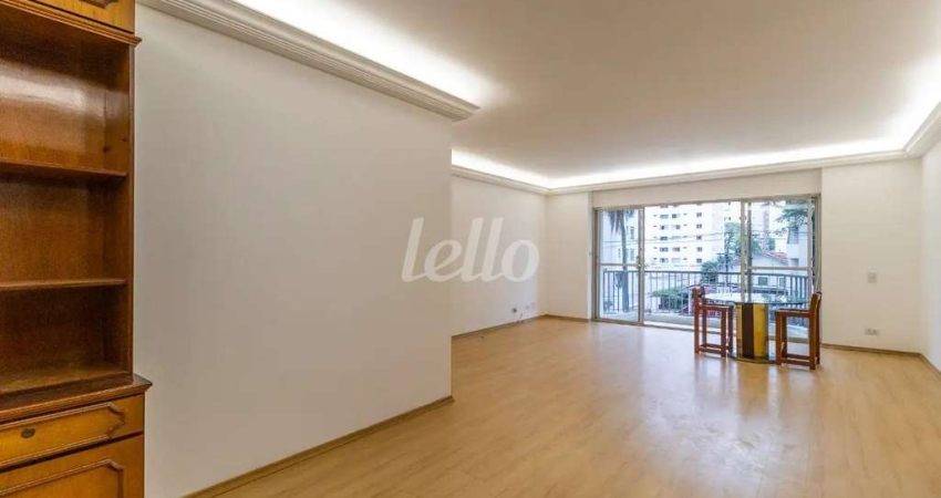 Apartamento com 3 quartos à venda na Rua Gaivota, 988, Indianópolis, São Paulo