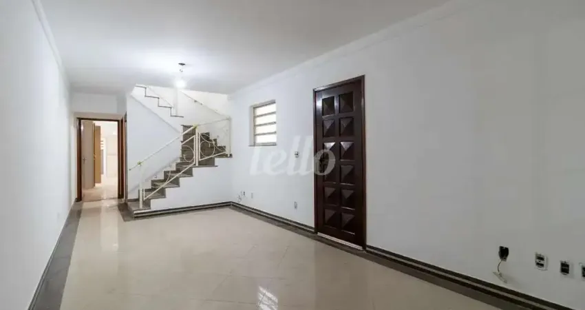 Casa com 3 quartos à venda na Rua Cardoso Franco, 26, Vila Firmiano Pinto, São Paulo
