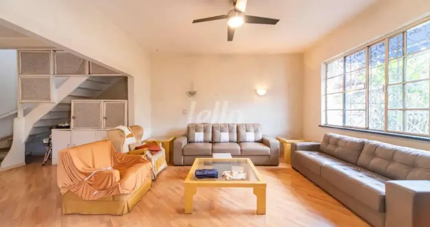 Casa com 3 quartos à venda na Rua dos Guaxins, 41, Planalto Paulista, São Paulo