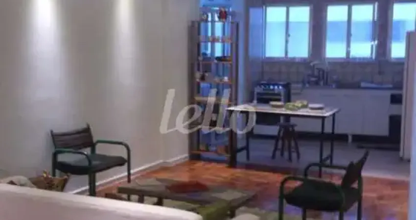 Apartamento com 4 quartos à venda na Avenida Vieira de Carvalho, 141, República, São Paulo